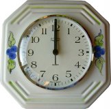 Keramik Küchenuhr Heidelbeer Blau Grünrand junghans Quarrz