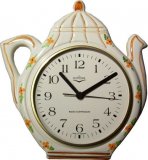 Keramik Kaffeekannen-Uhr "Orange Bumen" Funkuhr