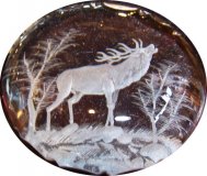 Glas Souvenir Kristall Briefbeschwerer Hirsch mit Baum