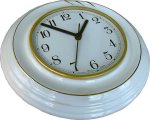 Keramik Küchenuhr rund goldene V's und Kreis handbemalt, Funkuhr